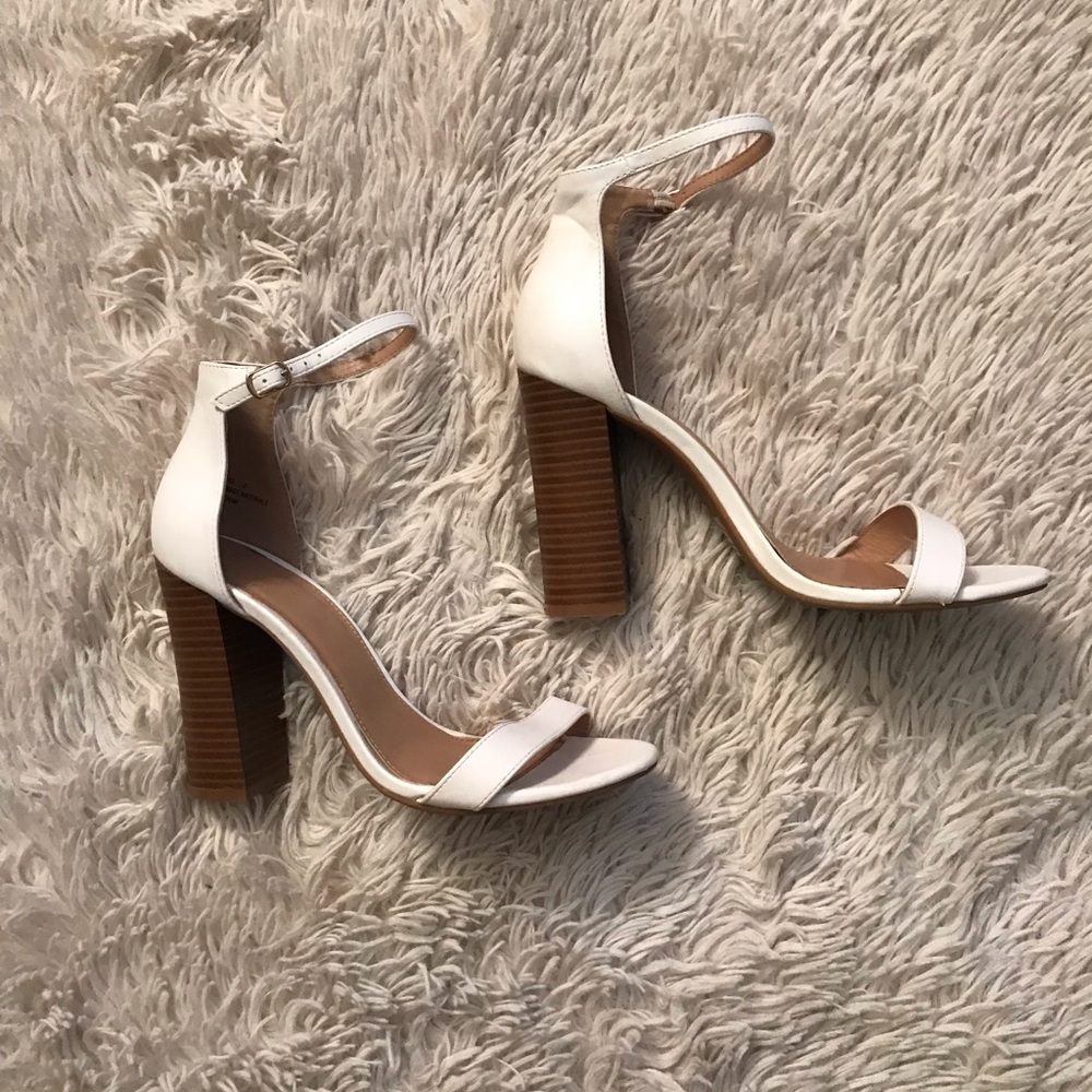 Charlotte Russe heals Monica 02